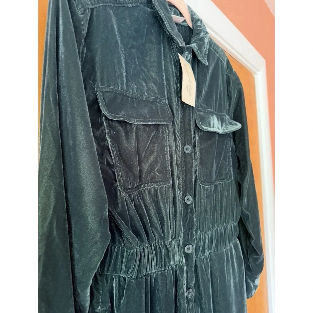 Universal Threads Long Sleeve Velvet Cargo Jumpsuit In Green Size 4 NWT